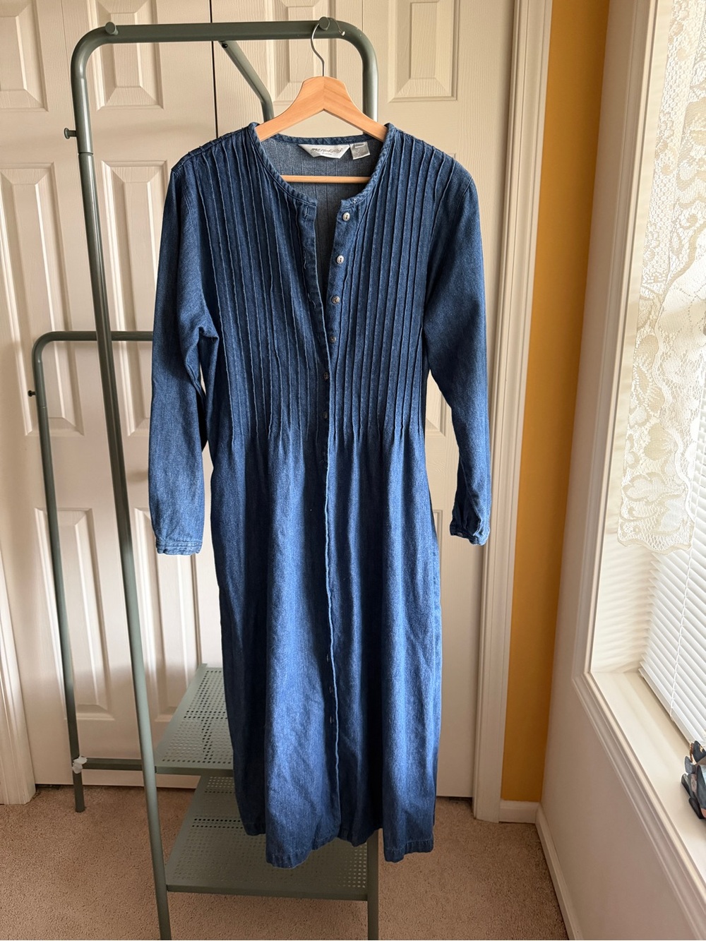 VTG Classic Long-Sleeve Denim Dress